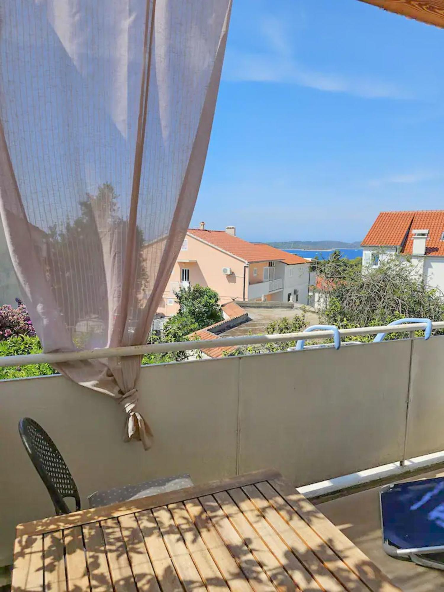 San Francis Apartment Хвар Екстериор снимка